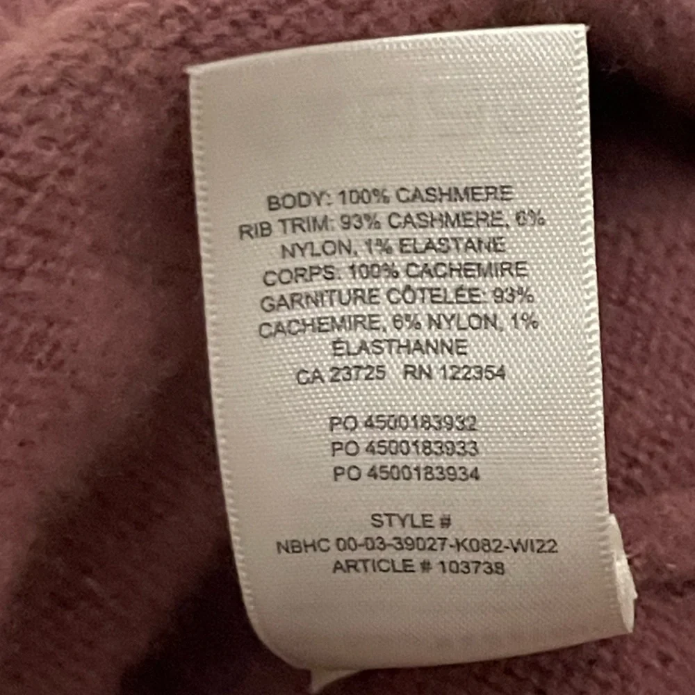 Aritzia The Group by Babaton Plateau Lux Cashmere Hoodie in Mauve Pink. Size M - Picture 6 of 6